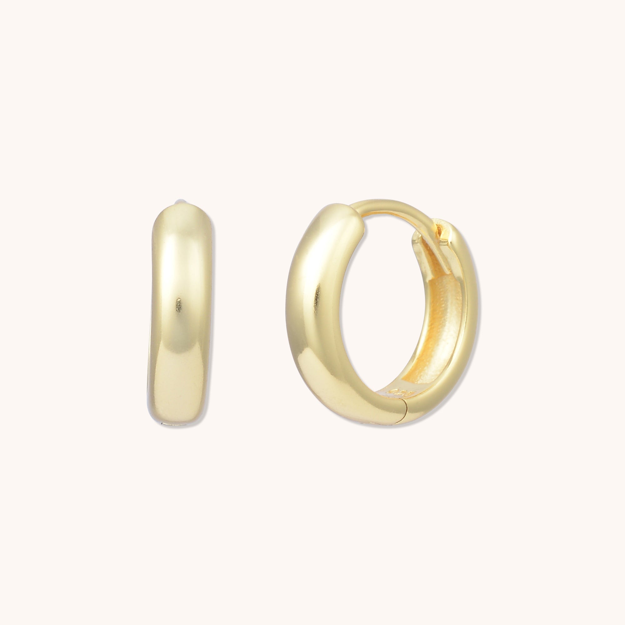 Classic Huggie Earrings Gold